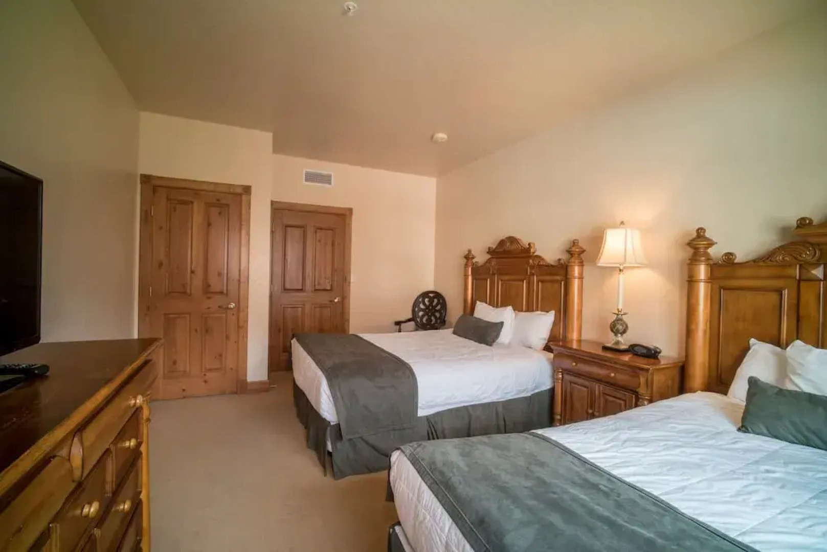 Villas at Zermatt Resort by Midway VP