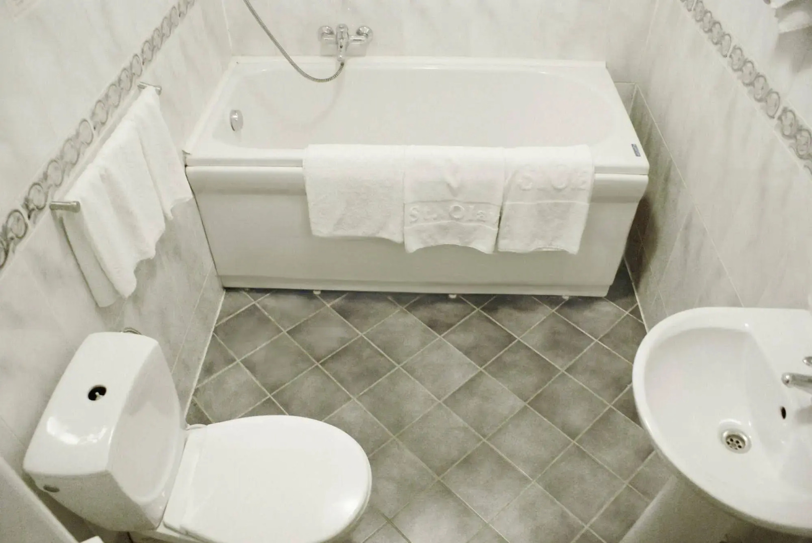 Отель Olevi Residents