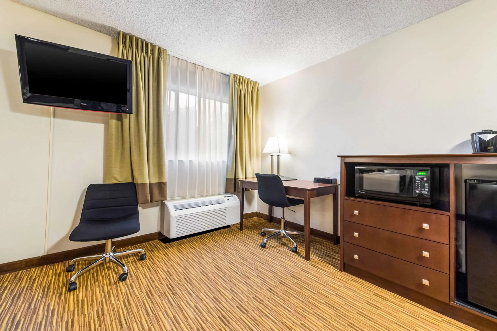 Quality Inn & Suites Lacey Olympia