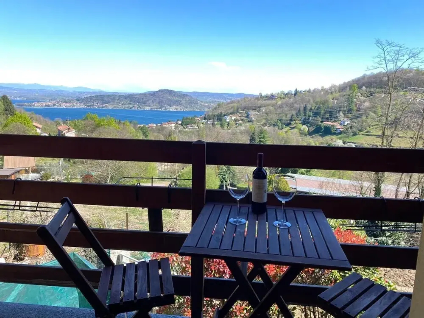 Chalet Dania With Garden Pool and Lake View