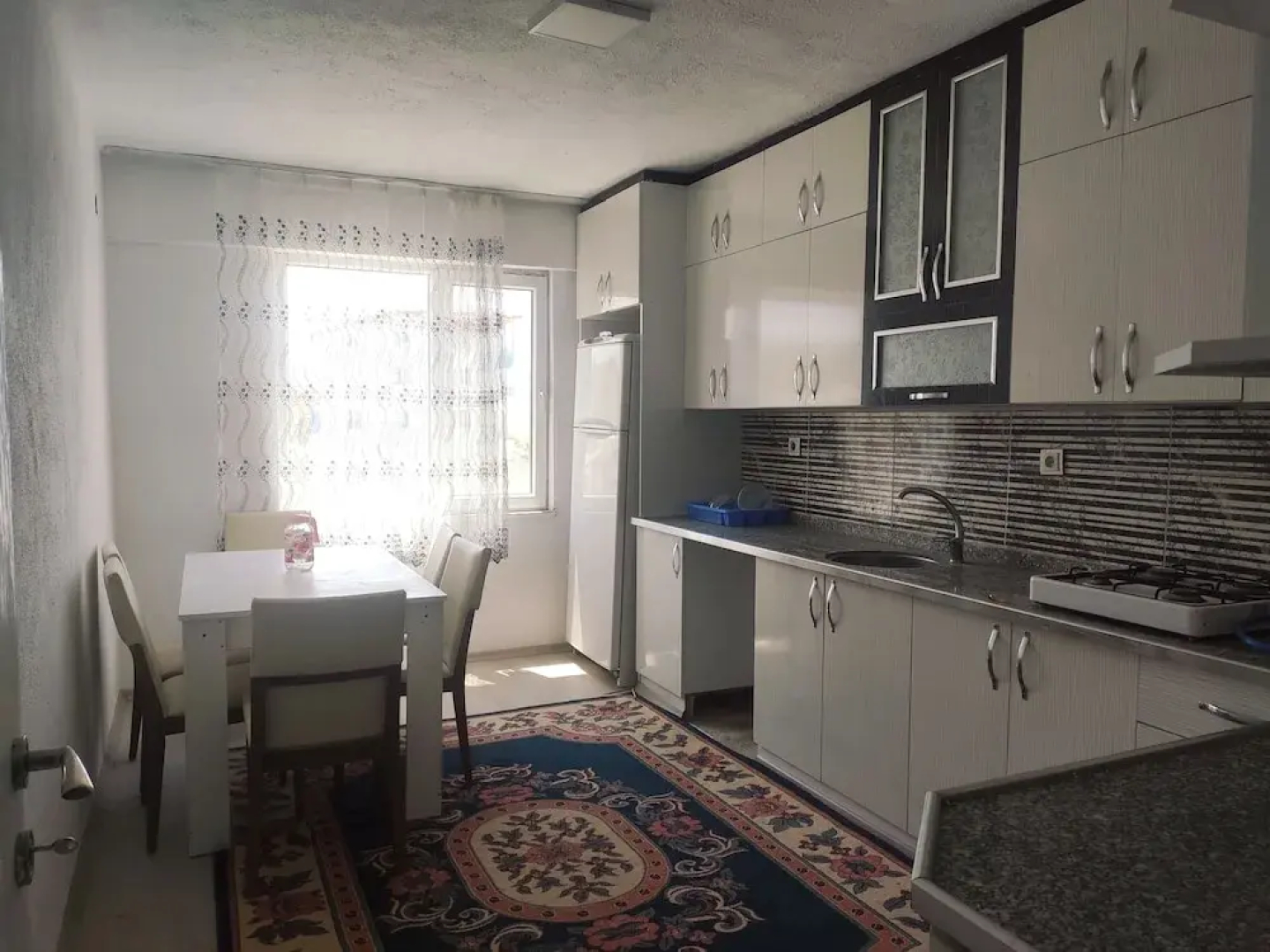 Beyaz Adalar Atlihan Apart Otel
