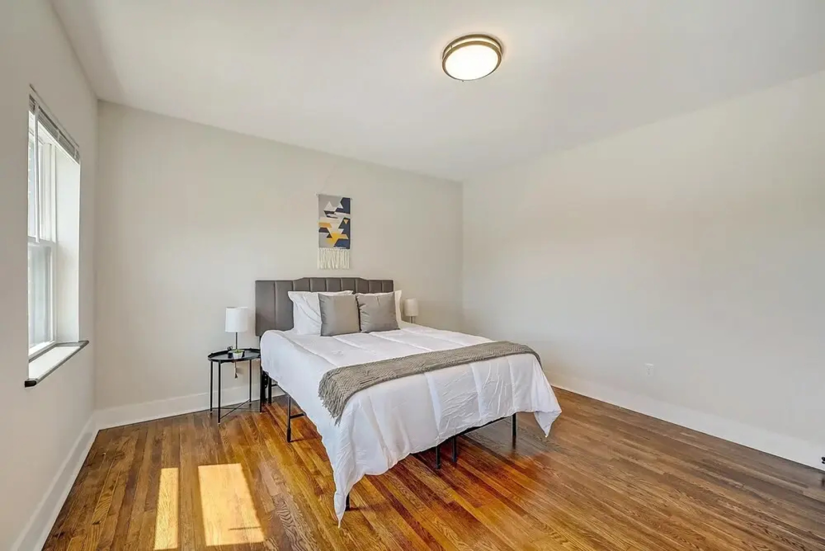 FRONTDESK 2622 Victory Pkwy Apts Cincinnati