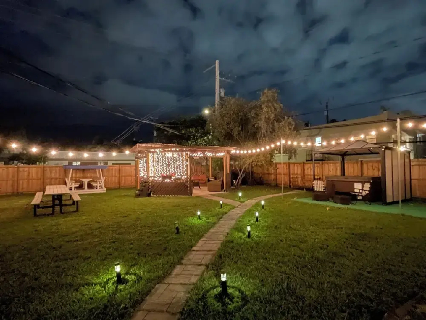 4BR, 4BA House Beach, Entertainment, Nightlife
