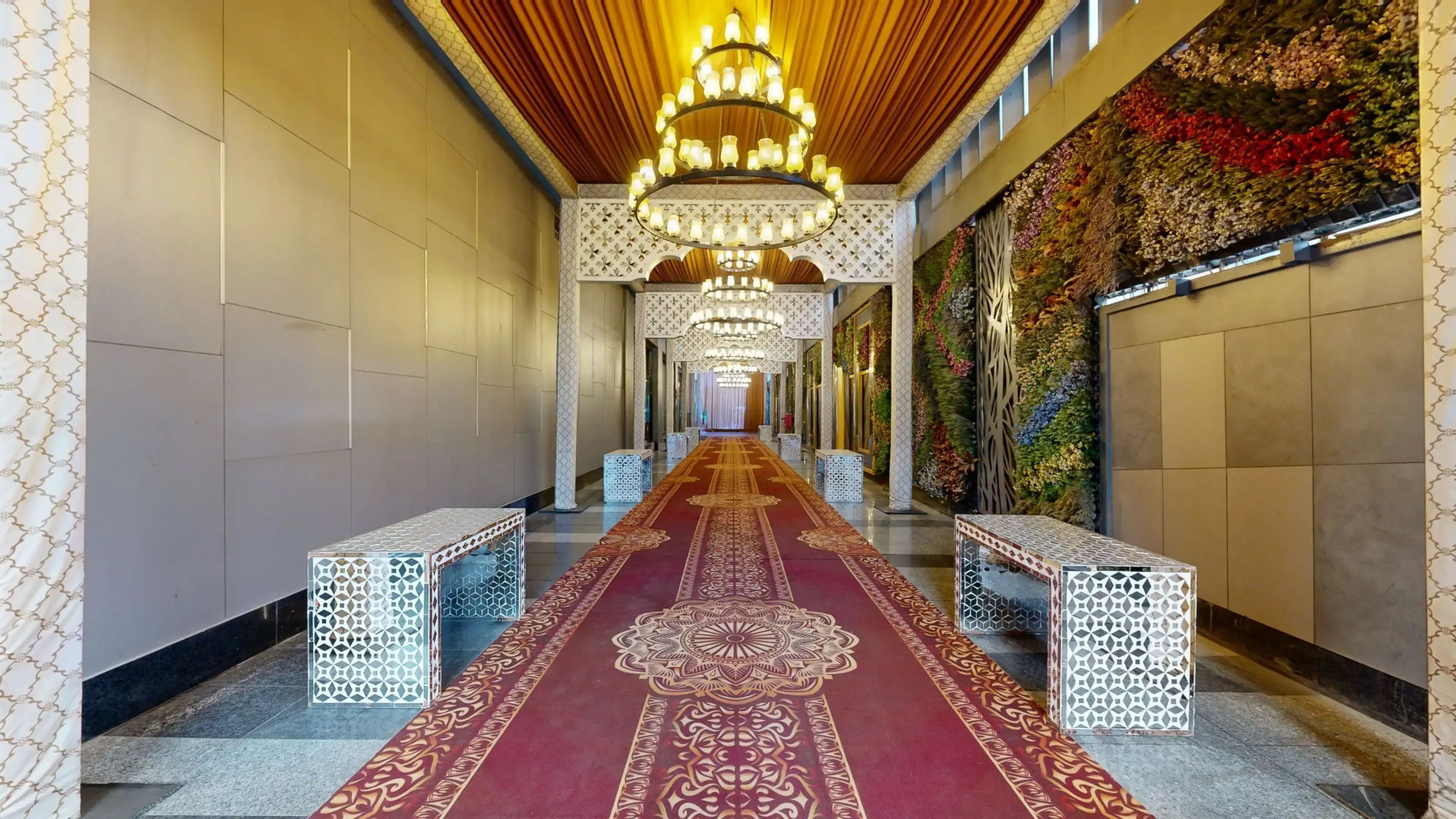 Radisson Blu Towers Kaushambi Delhi NCR