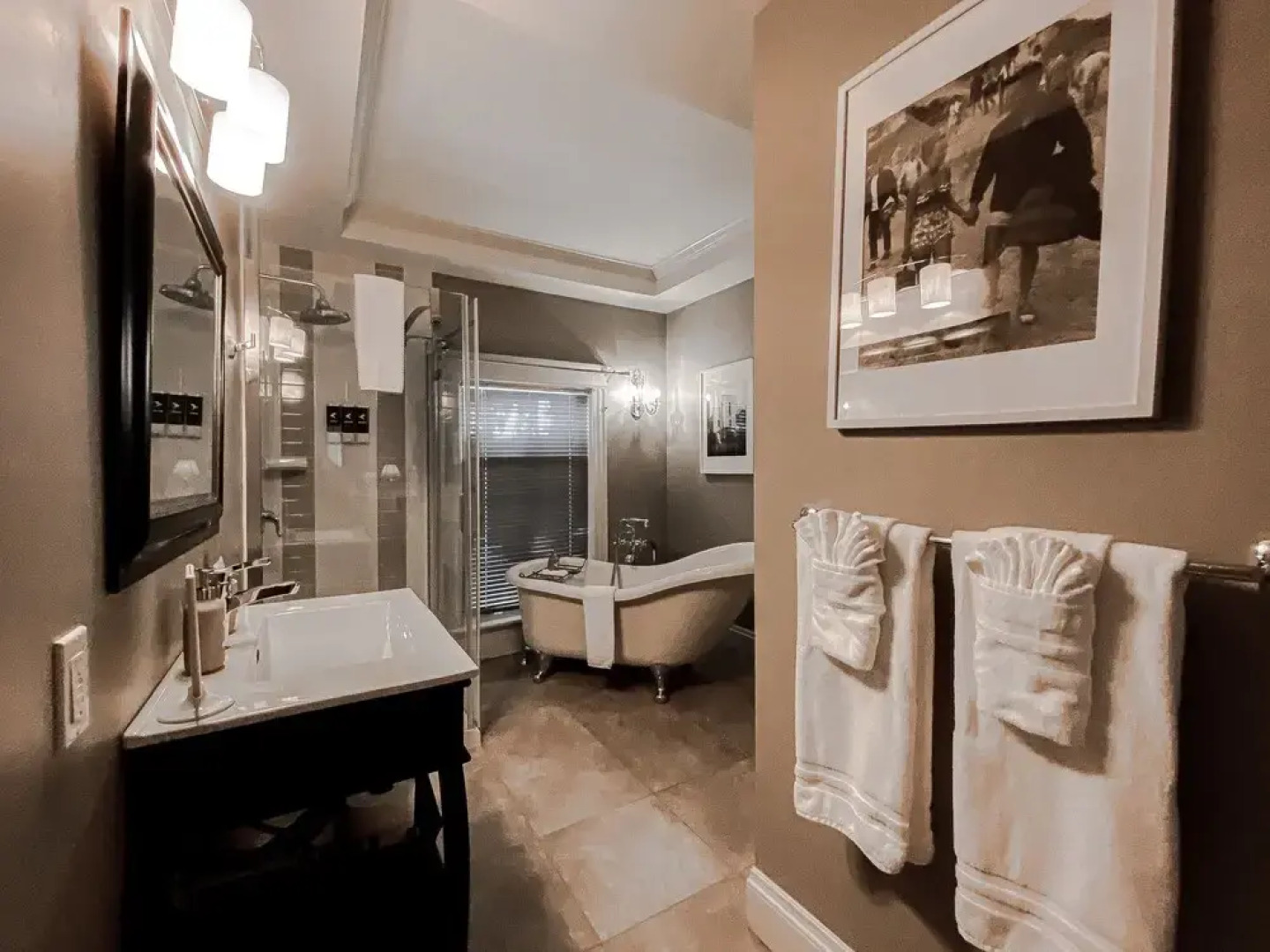 Bower on Main by Bower Hotels & Suites