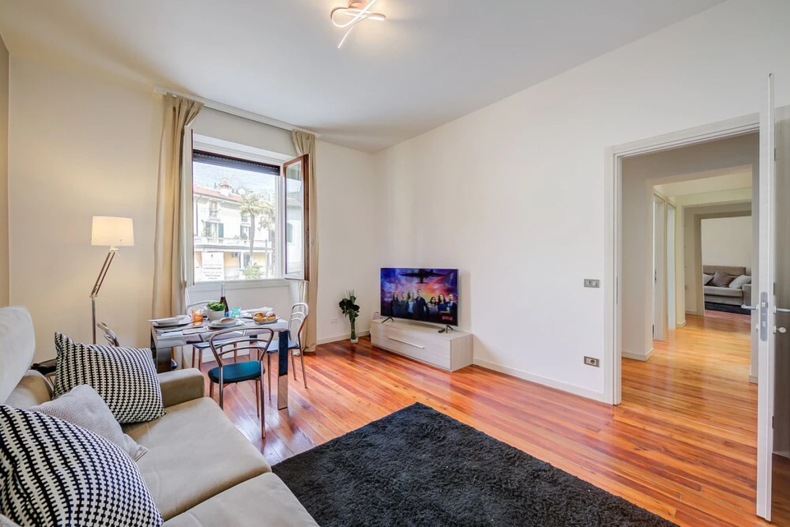 Sorriso Apartment Gardone Riviera Center, Gardone Riviera