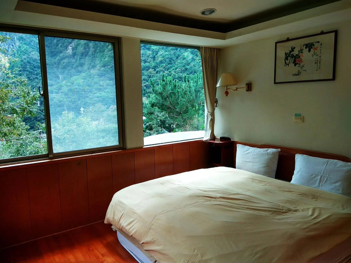 Taroko Tienhsiang Youth Activity Center