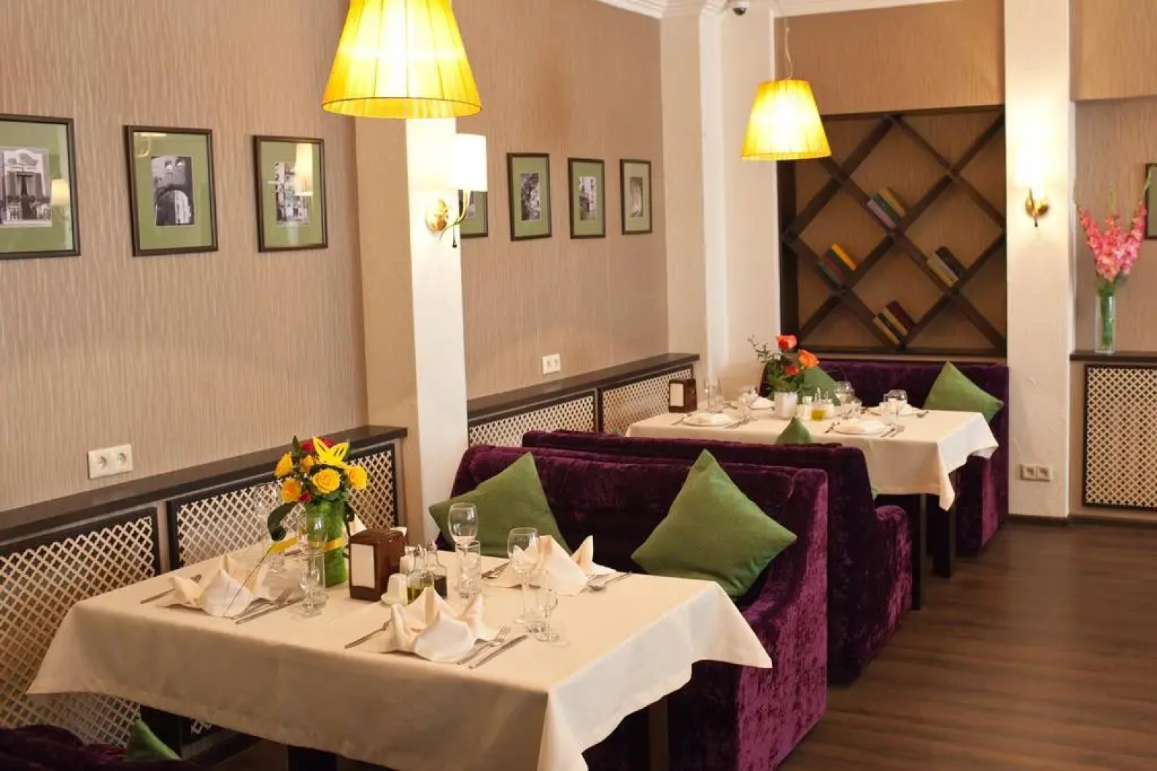 Club Hotel  Dostuk