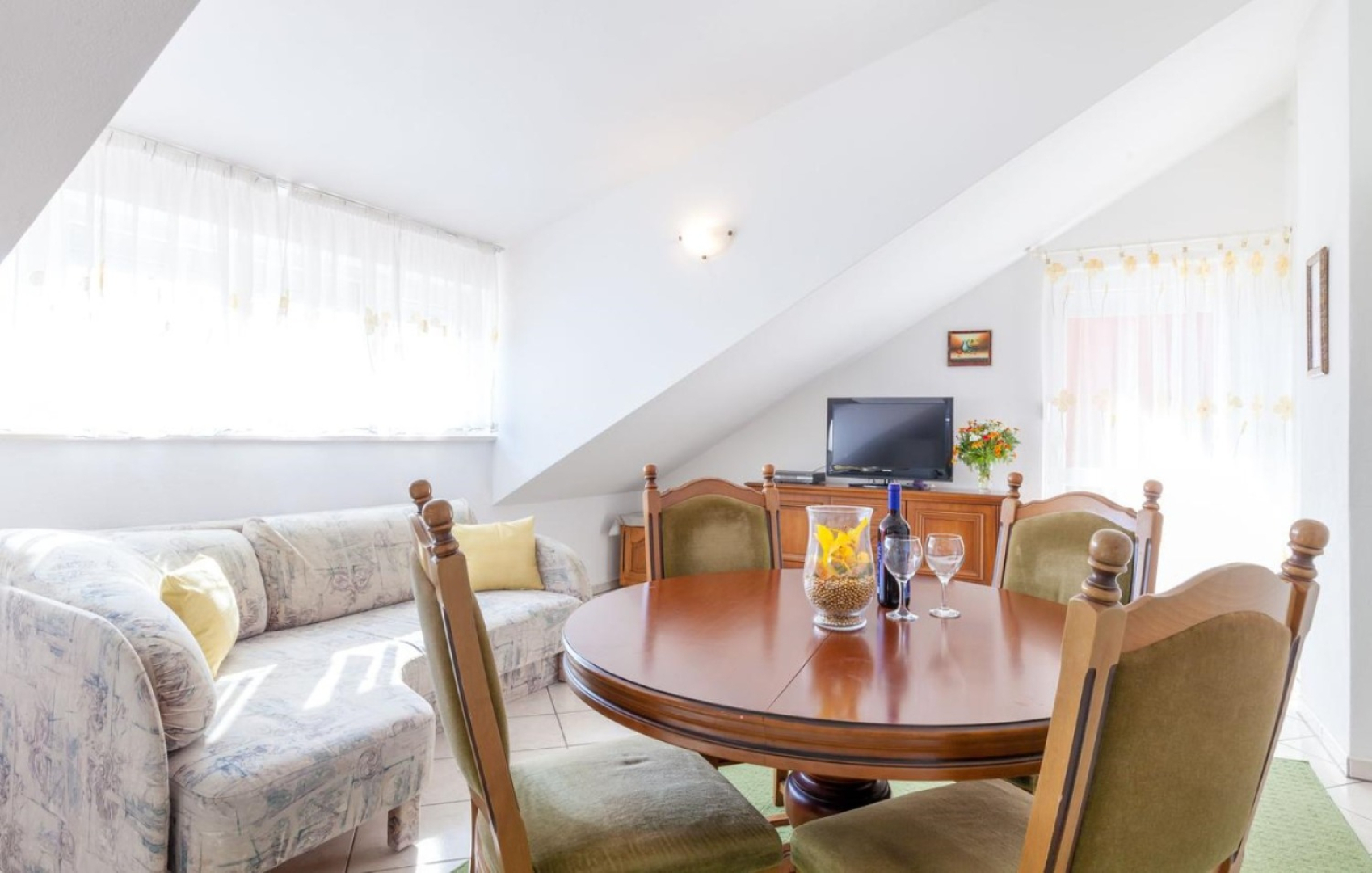 Apartment Vini- beautiful garden and terrase A4 Podstrana, Riviera Split