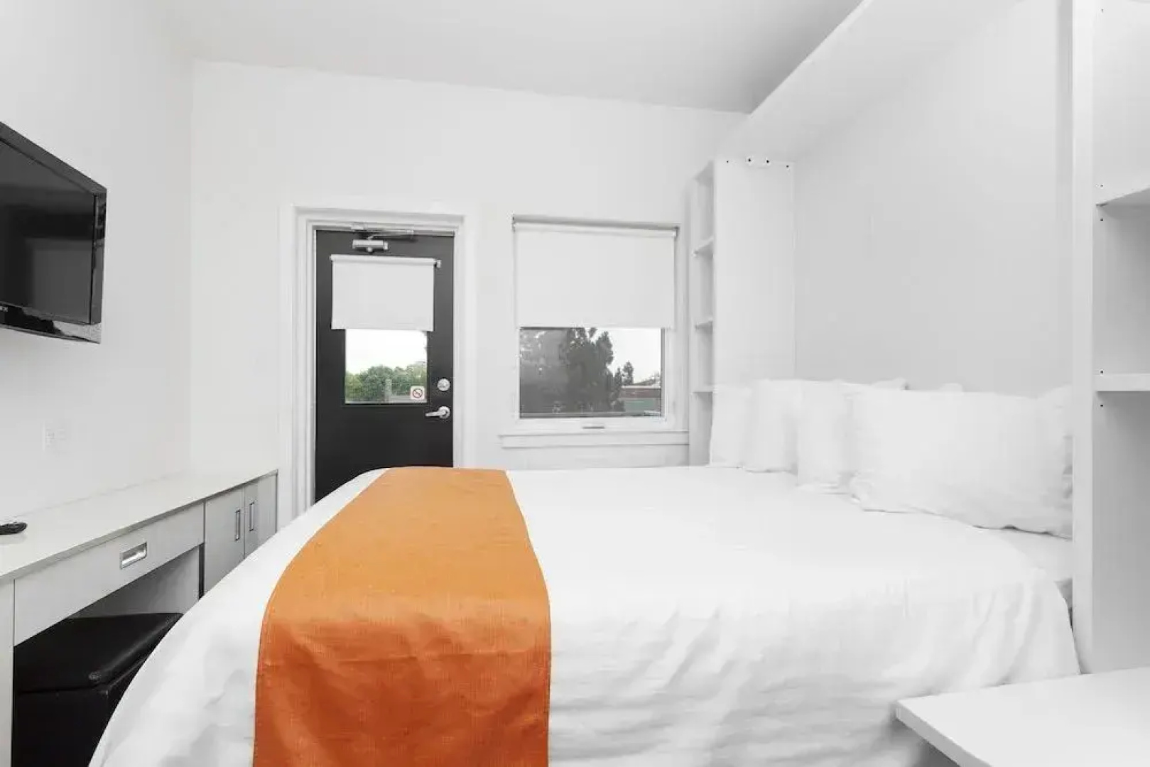 Micro Boutique Living - Antigonish