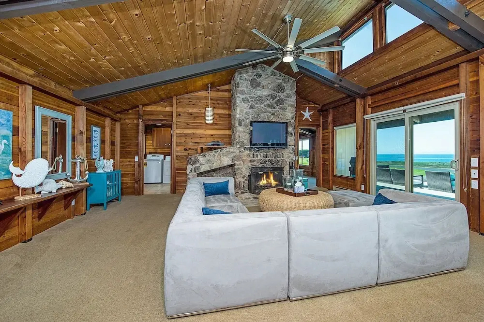 21562 Heron Drive Home 3 Bedrooms 2 Bathrooms Home