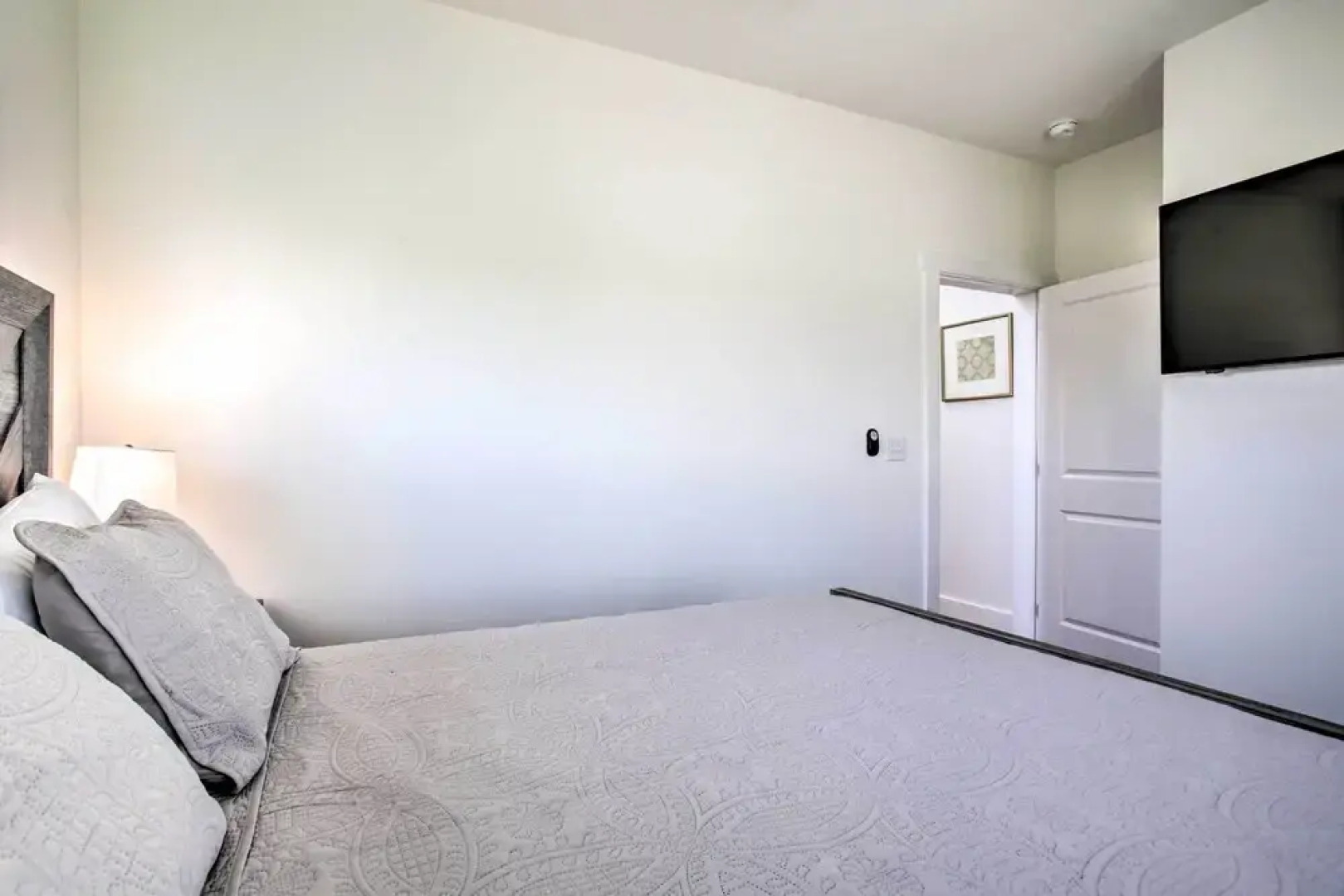 Waveland Abode w/ Patio, Walk to Beach!