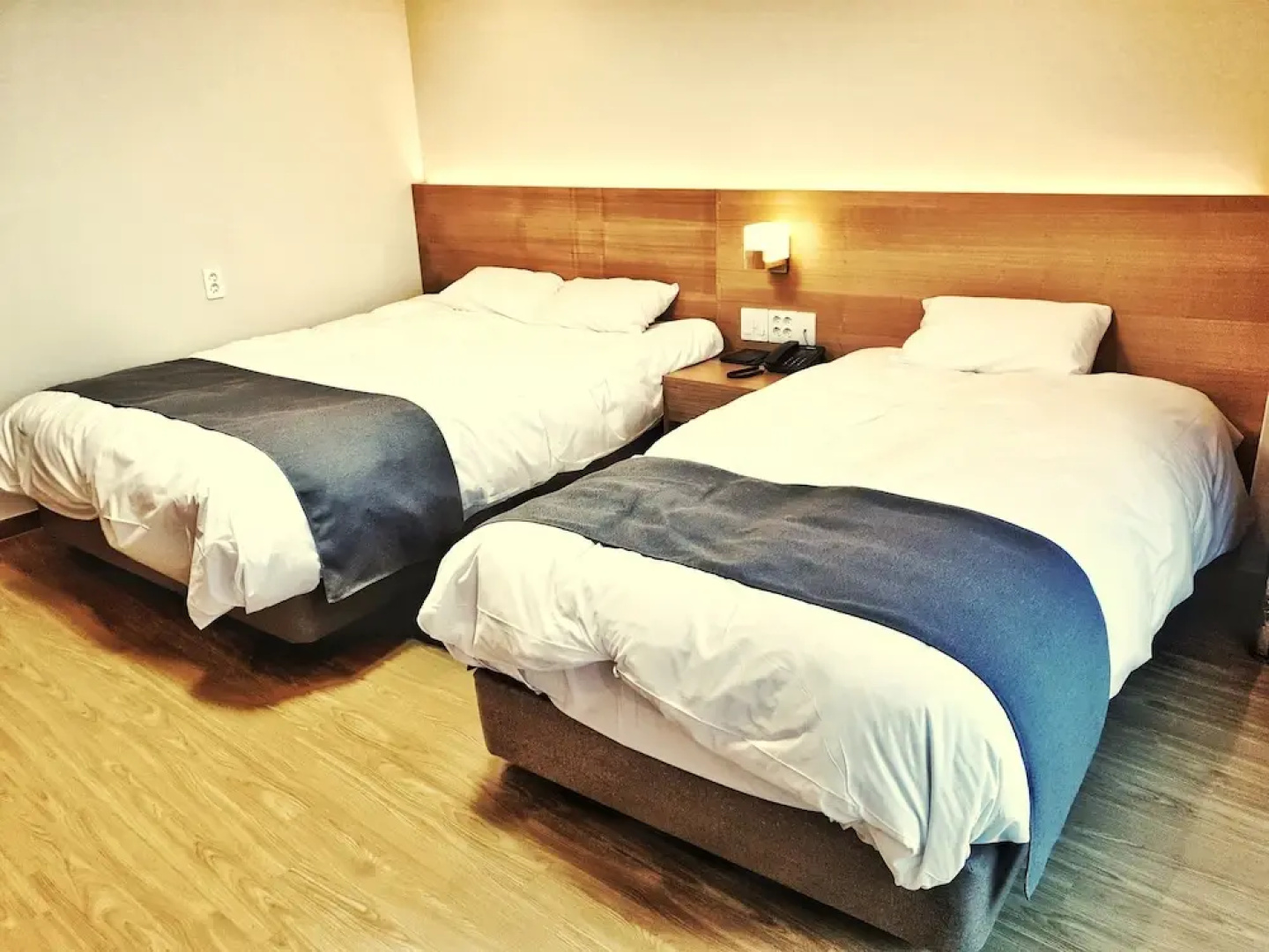 Cheongpung Resort Lake Hotel