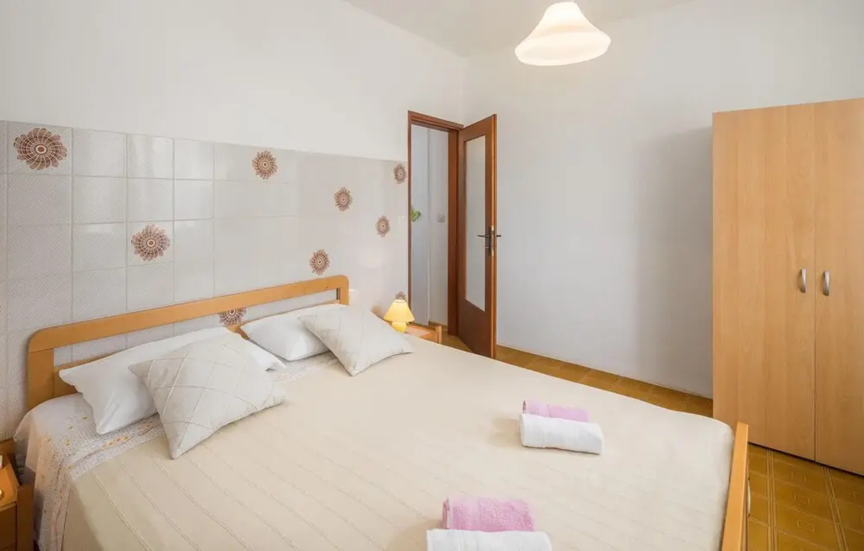 Nice Apartment in Lovrecica With Wifi and 2 Bedrooms