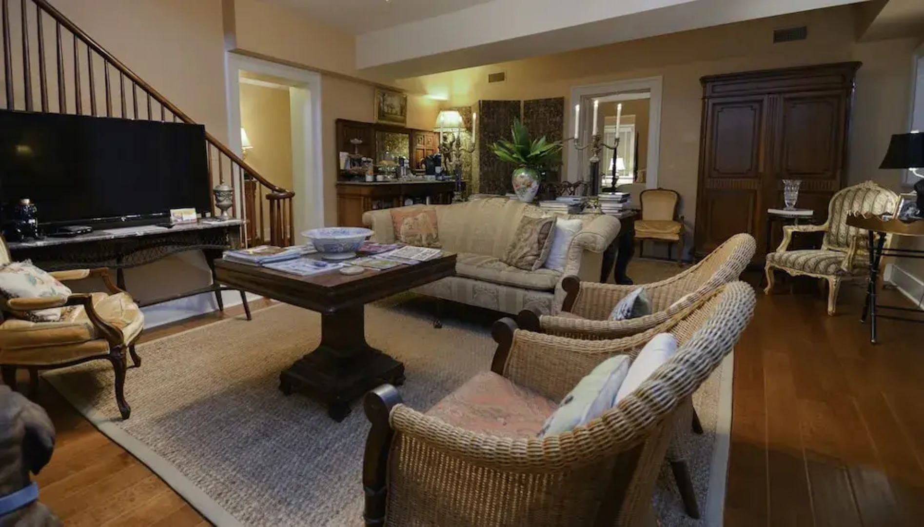 Choctaw Hall Bed and Breakfast