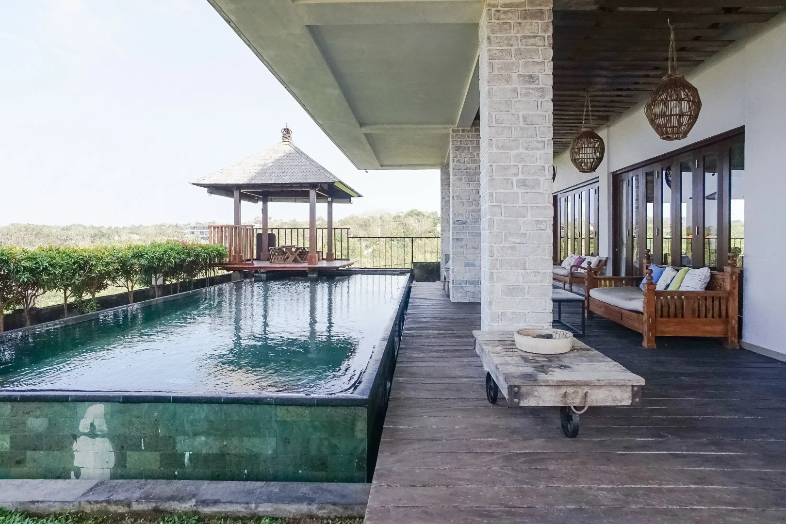 The Ocean Views Luxury Villas & Apartment by ZUZU