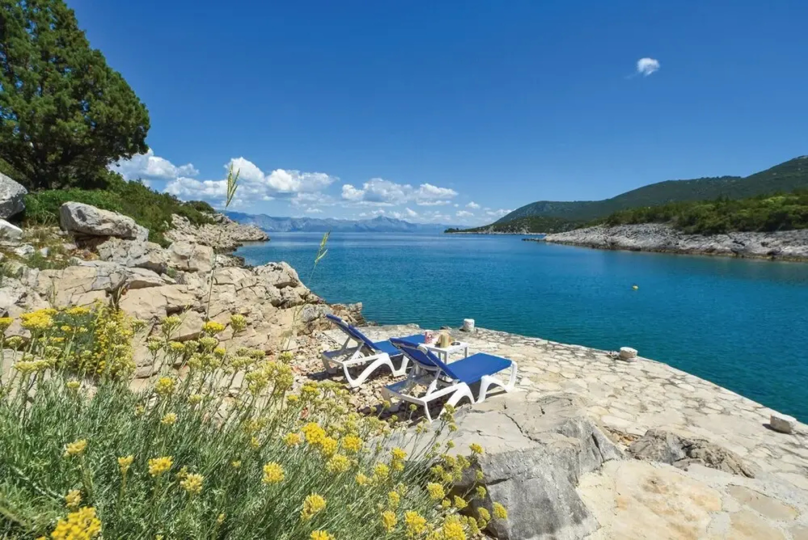 Amazing Home in Zastrazisce With Wifi and 2 Bedrooms