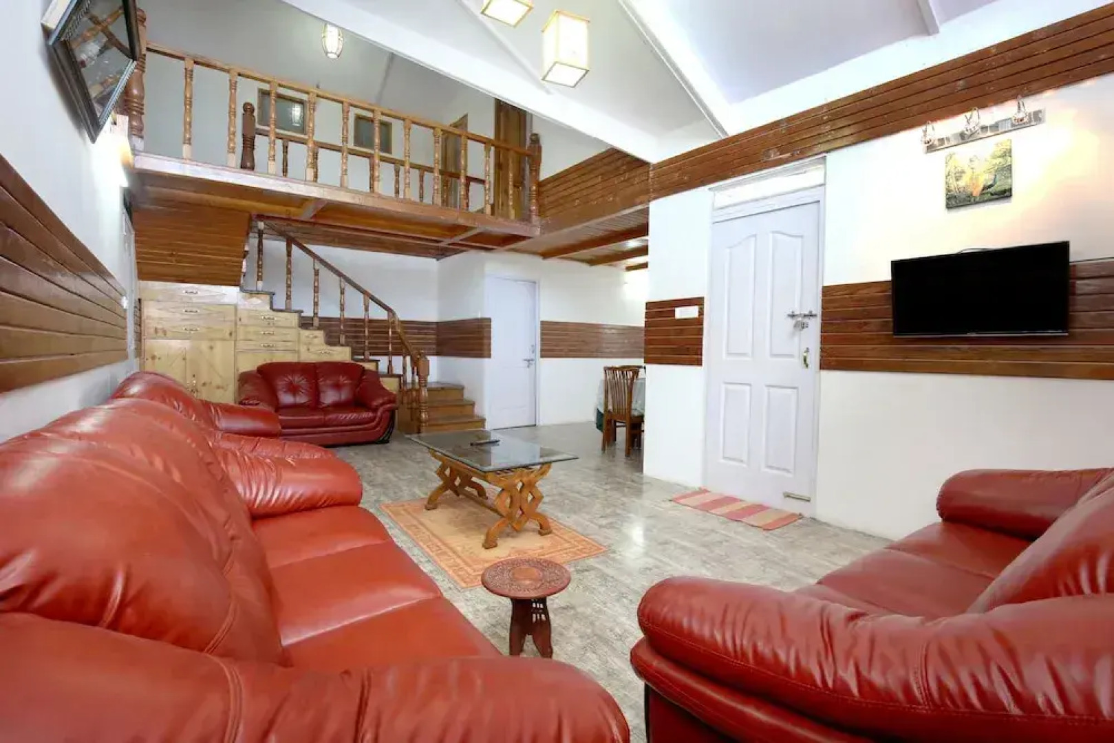 OYO 9346 Home Spacious 4BHK Valley View Fagu