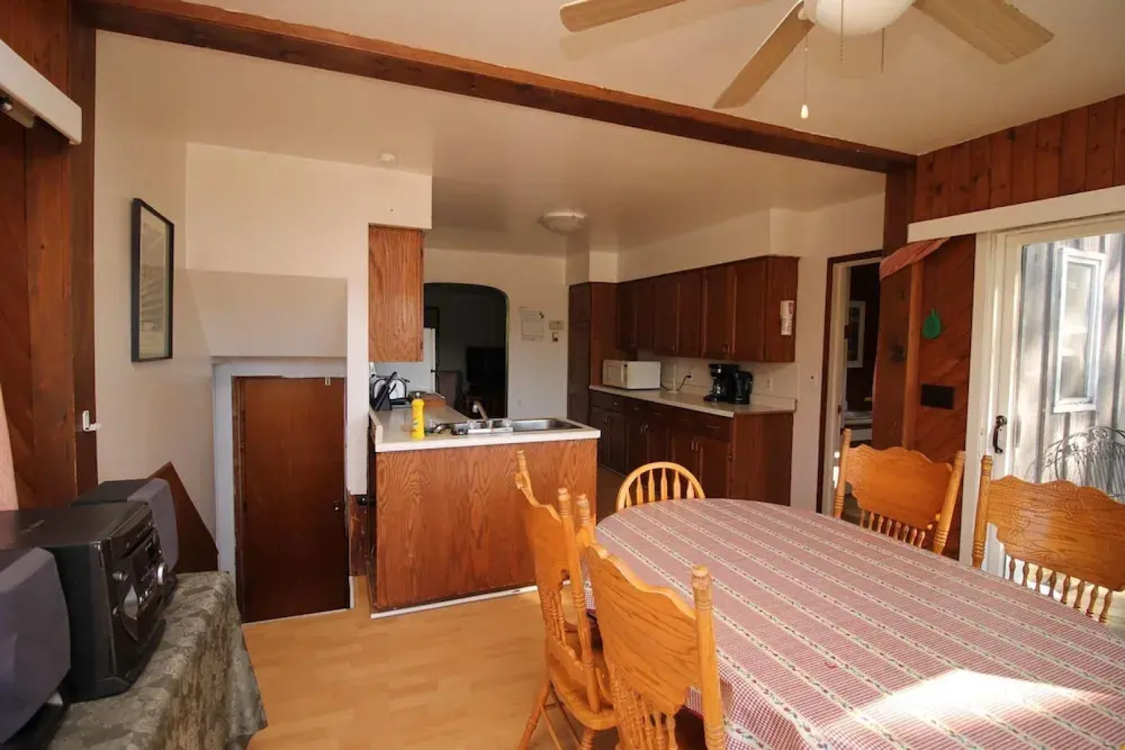 3 Bdrm Country Cottage - Main House - Rosewood Cottages