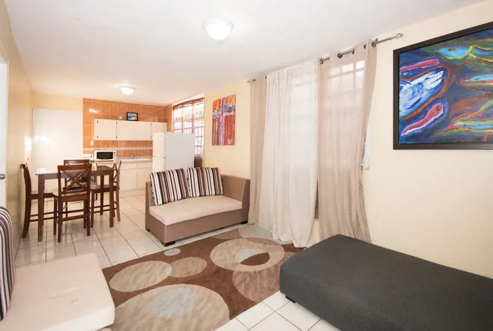 Sol del Atlantico Inn at 681 Ocean Drive