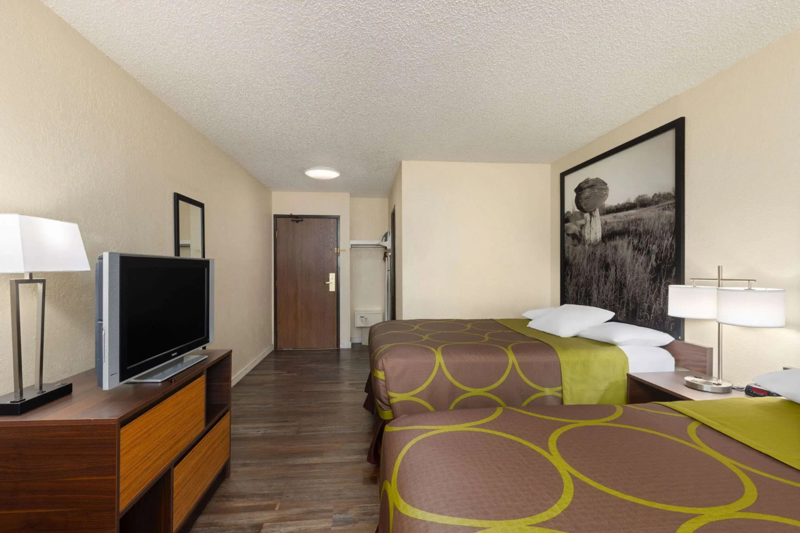 Super 8 by Wyndham Dodge City