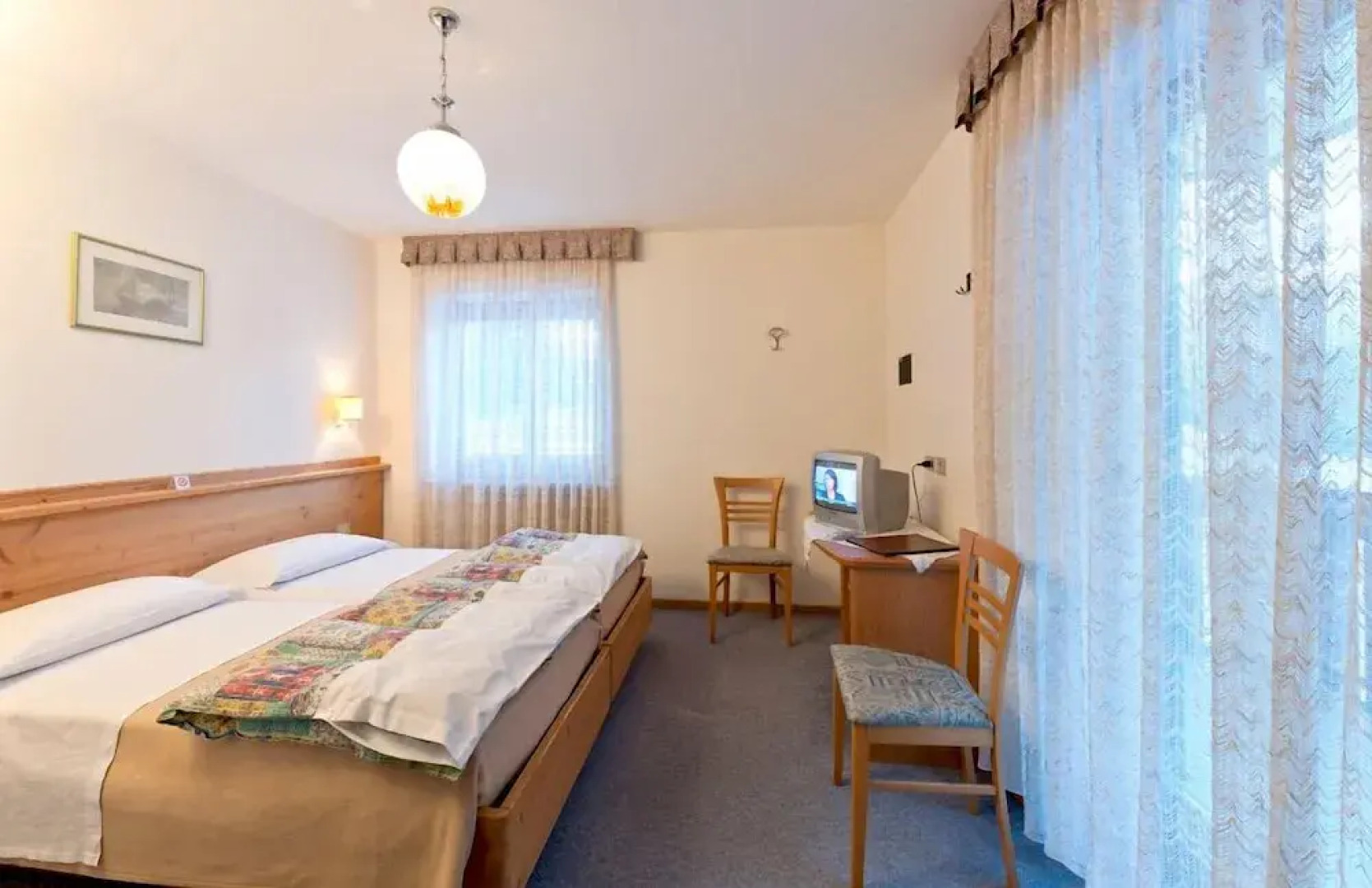 Hotel Cesa Edelweiss