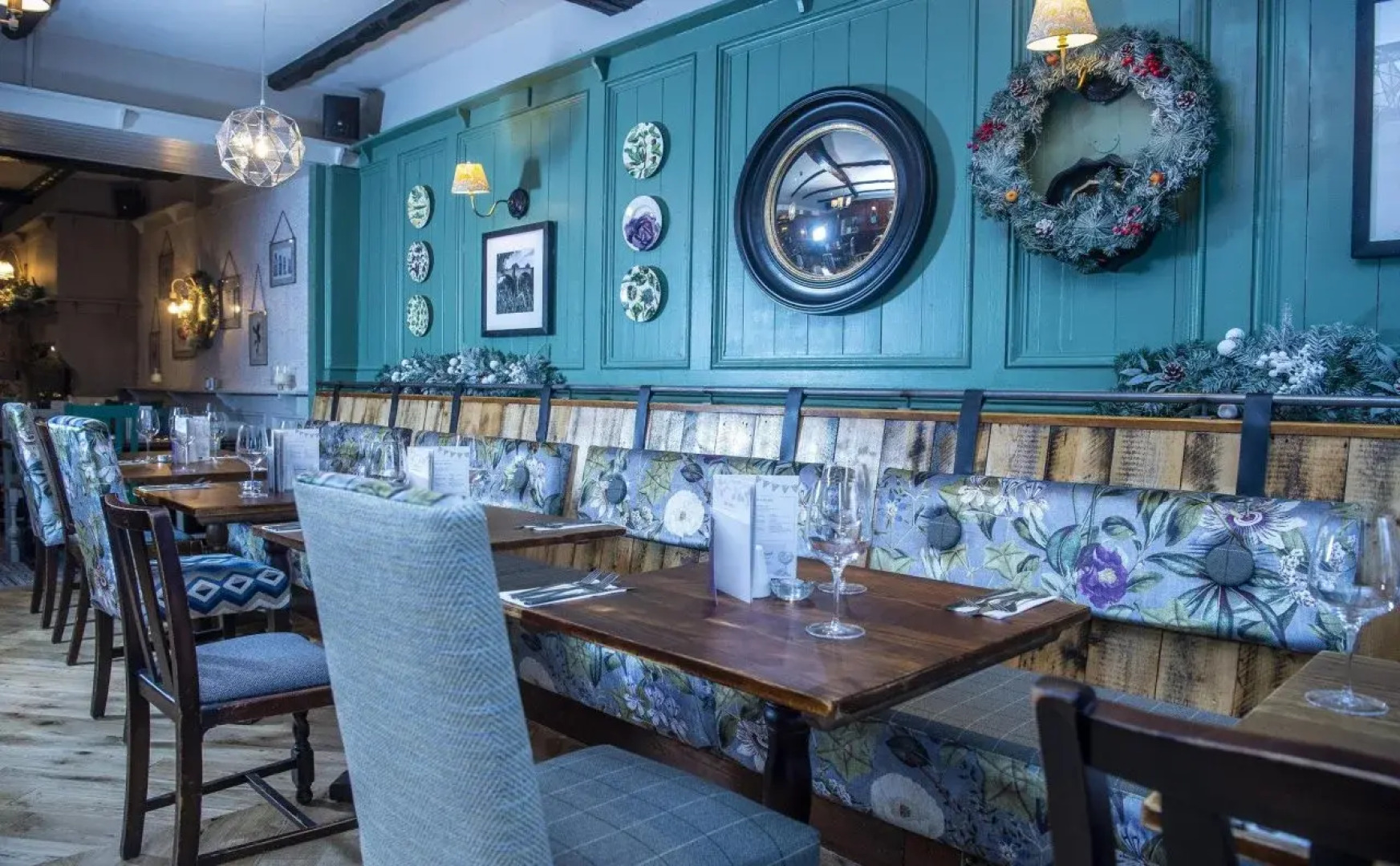 Kings Head by Chef & Brewer Collection