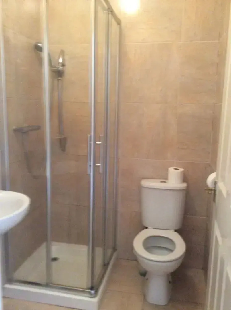 OYO The Watermans Arms Hersham