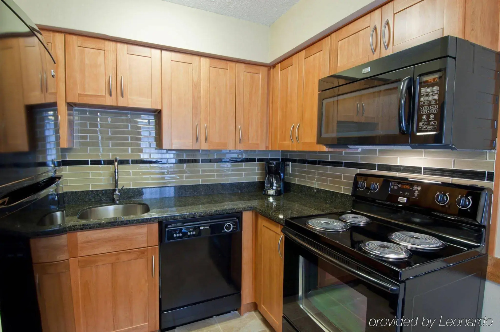 Best Western PLUS Coquitlam Inn Convention Centre