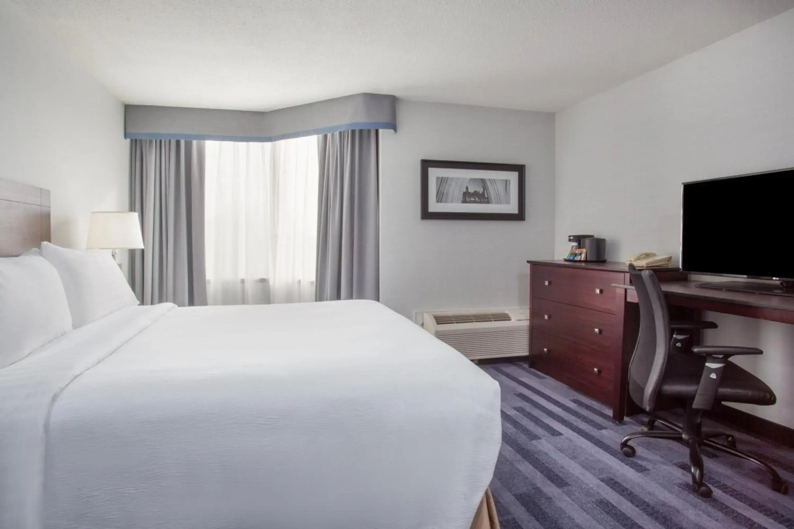 Holiday Inn Ottawa East by IHG