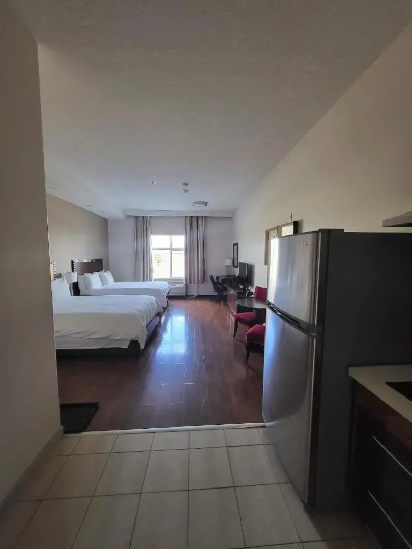 Days Inn & Suites by Wyndham Fort Saskatchewan