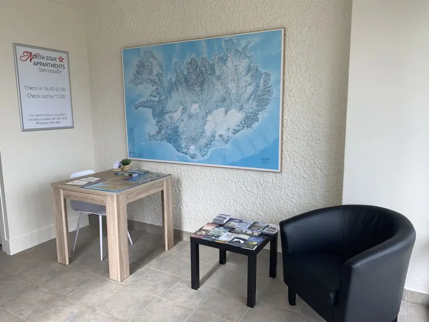 Отель Hlín Guesthouse