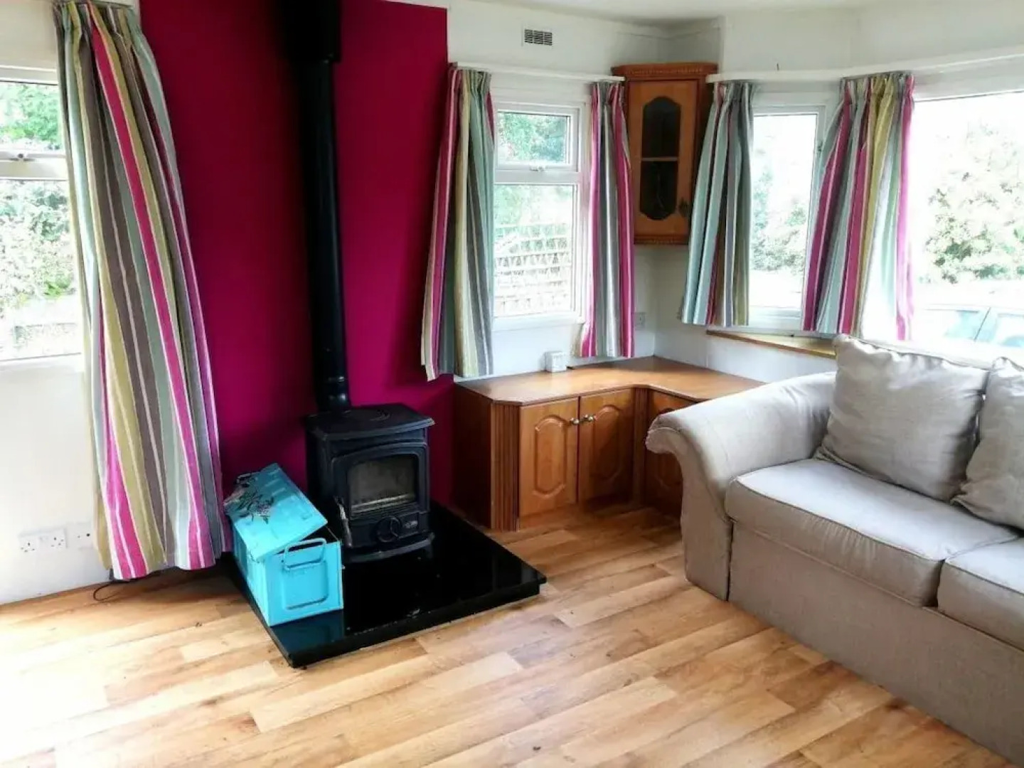 Midden Manor Country Stay on a Working Dairy Farm