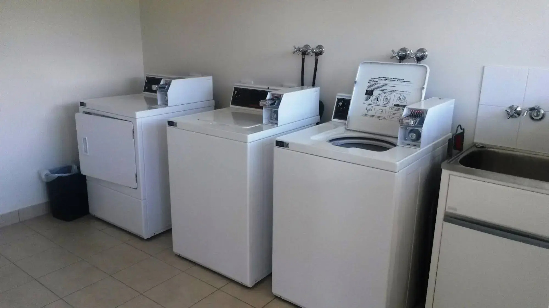 Tin Can Bay's Sleepy Lagoon Motel