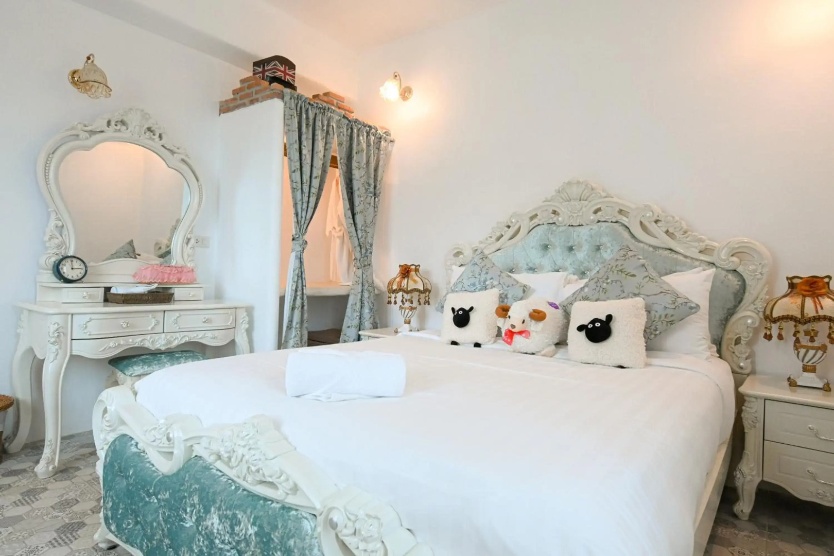 Swiss Valley Hip Resort