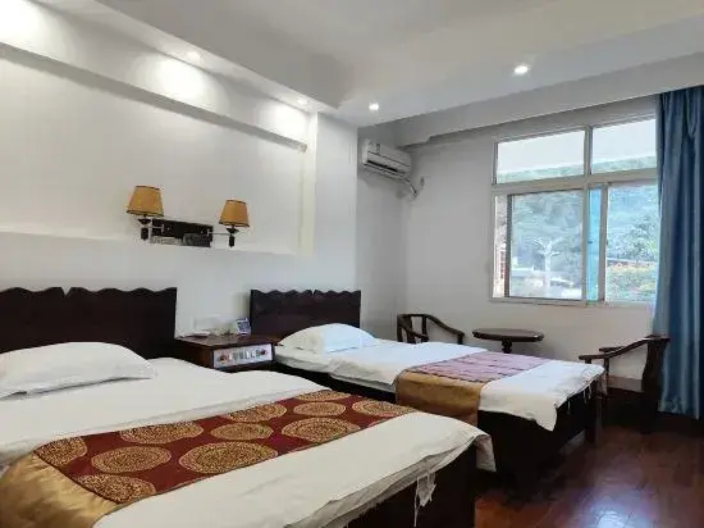 Molonglo South Hotel