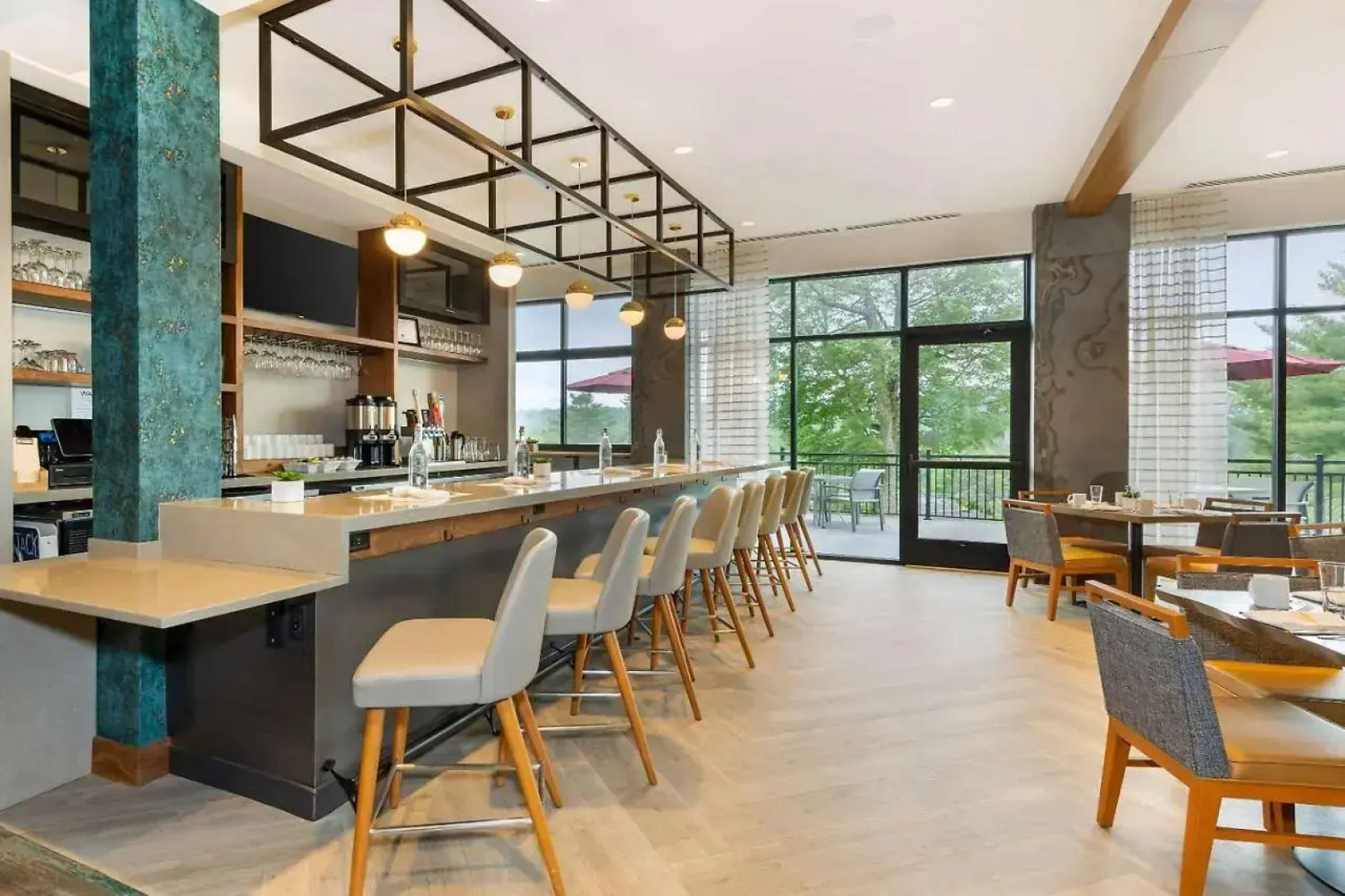 Cambria Hotel Lake Placid - Lakeside Resort