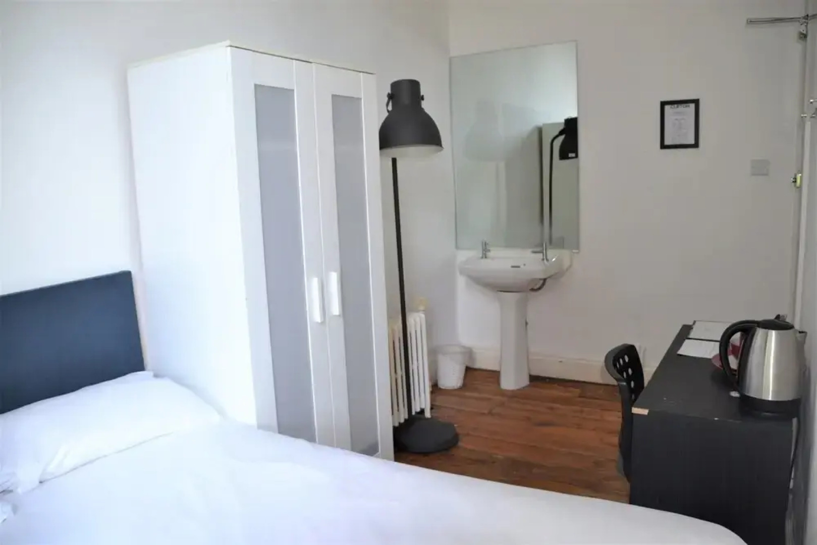 Arlington Villas Townhouse by Clifton Short Lets