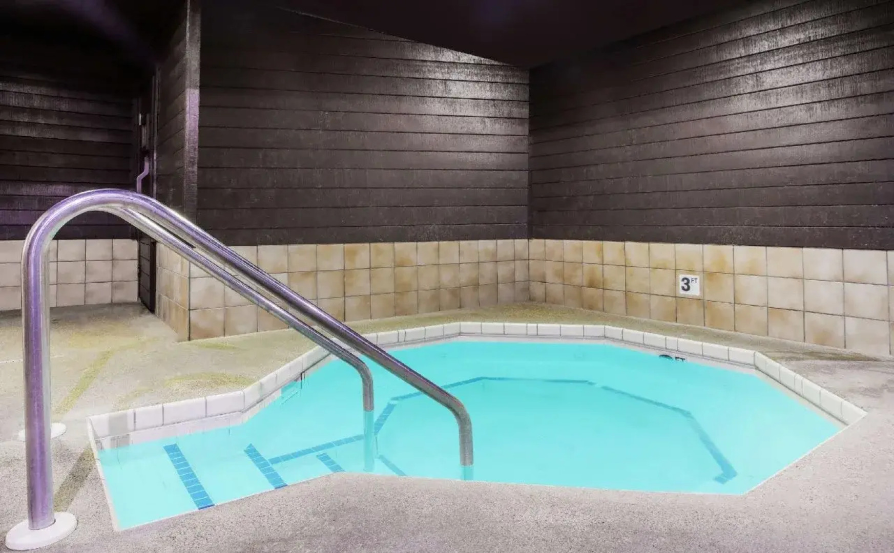 Wautoma Inn by OYO Near Airport WI 73