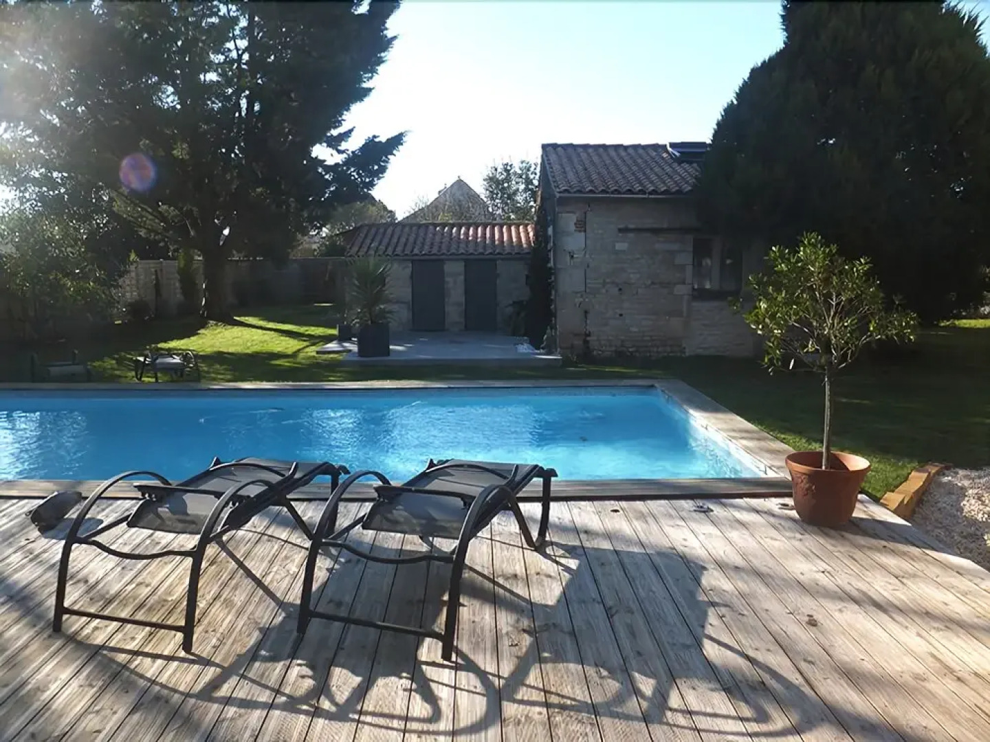 Les Hôtes du Paradis