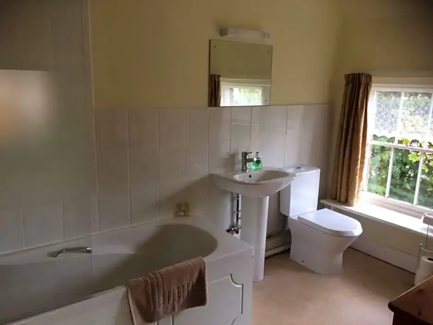 Chalk Farm Hotel LDC