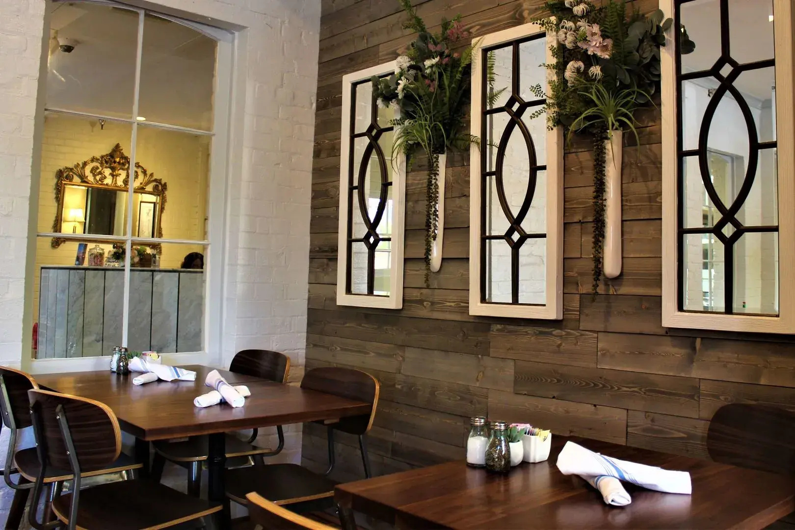 Linden Row Inn