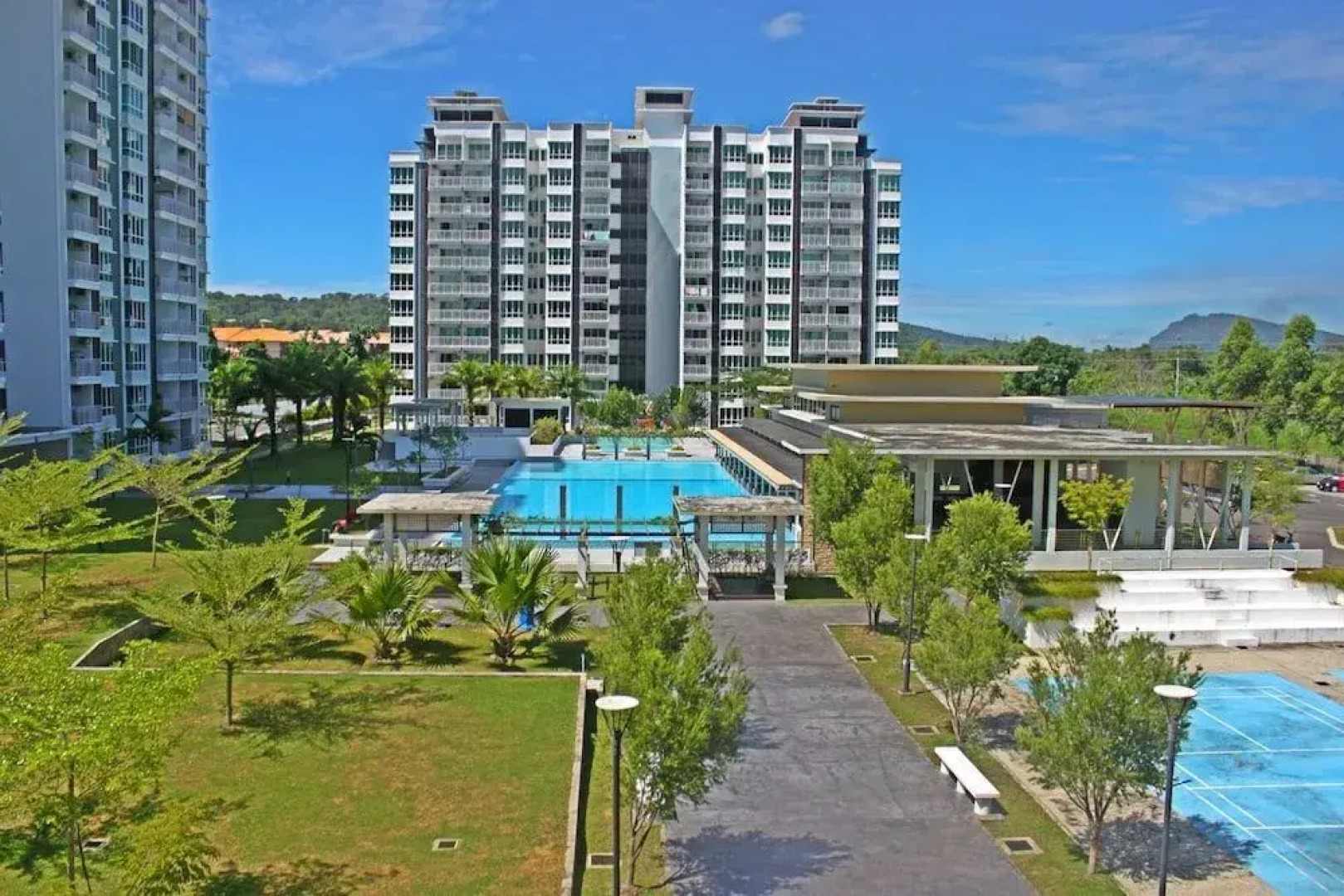 Mickey Mouse Signature Suite