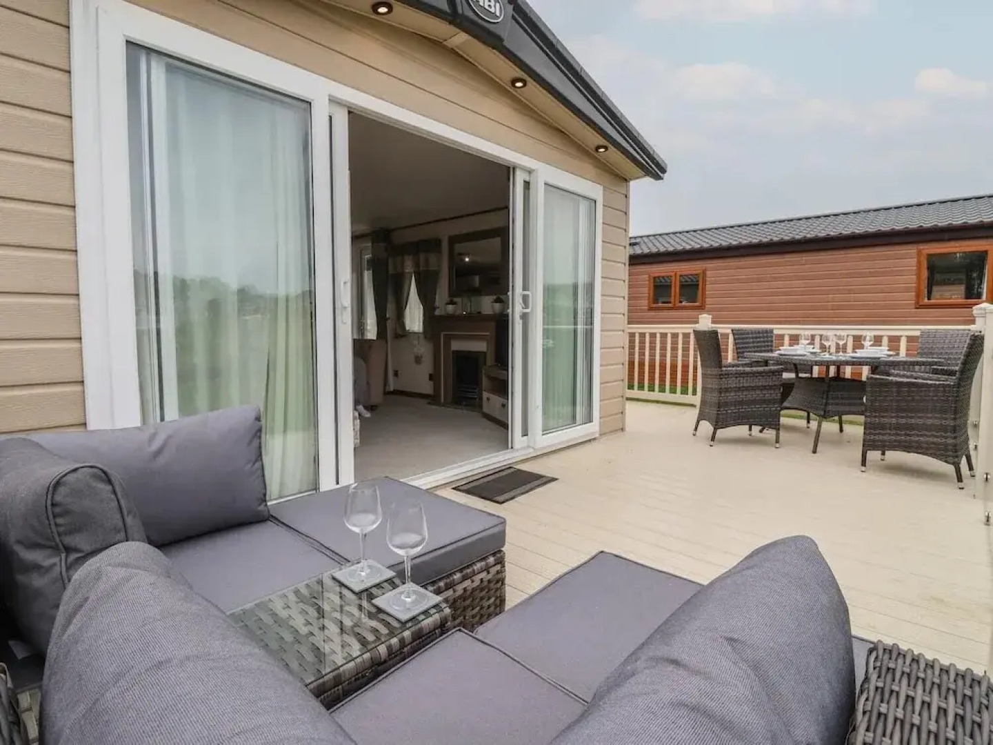 Whispering Willows 2-bed Lodge in Scarborough