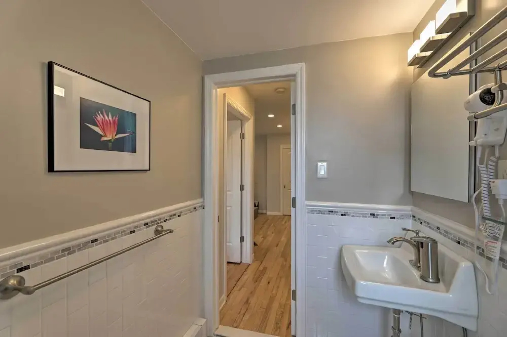 Yonkers Apt w/ Balcony: Walk to Train Station!