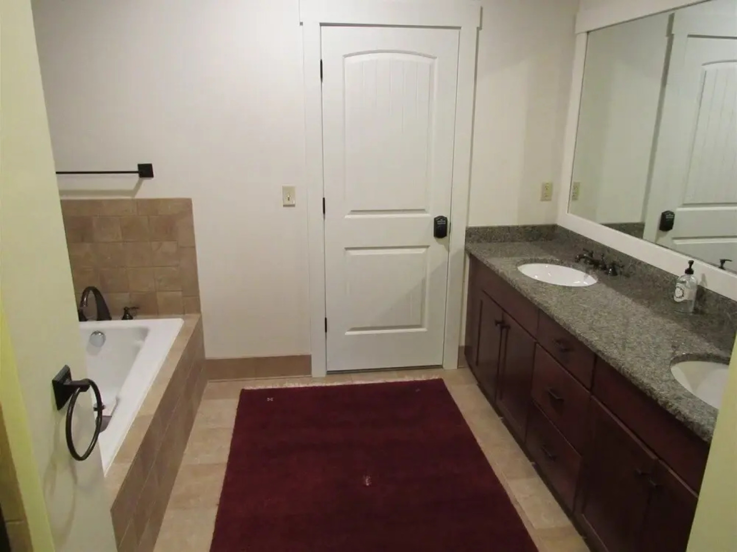 Enjoy Fall Foliage at the Base of South Peak Loon Mountain! - Rs1hl