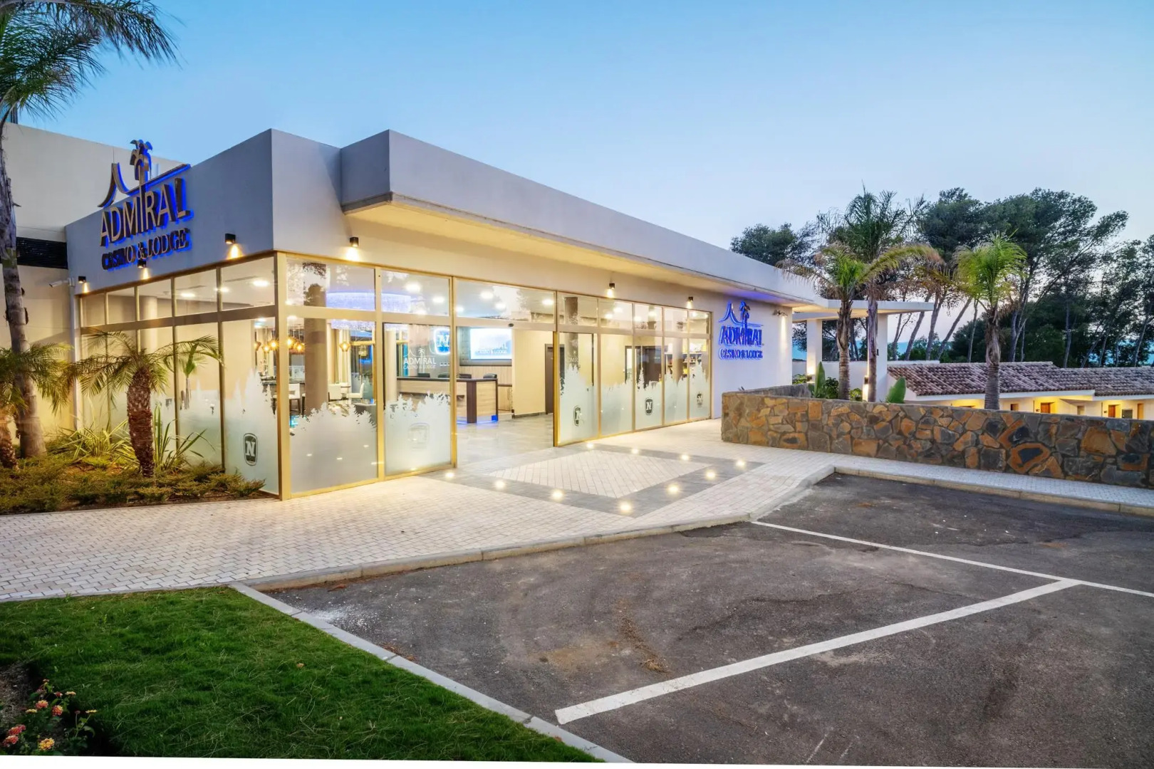 Hotel Admiral Casino & Lodge