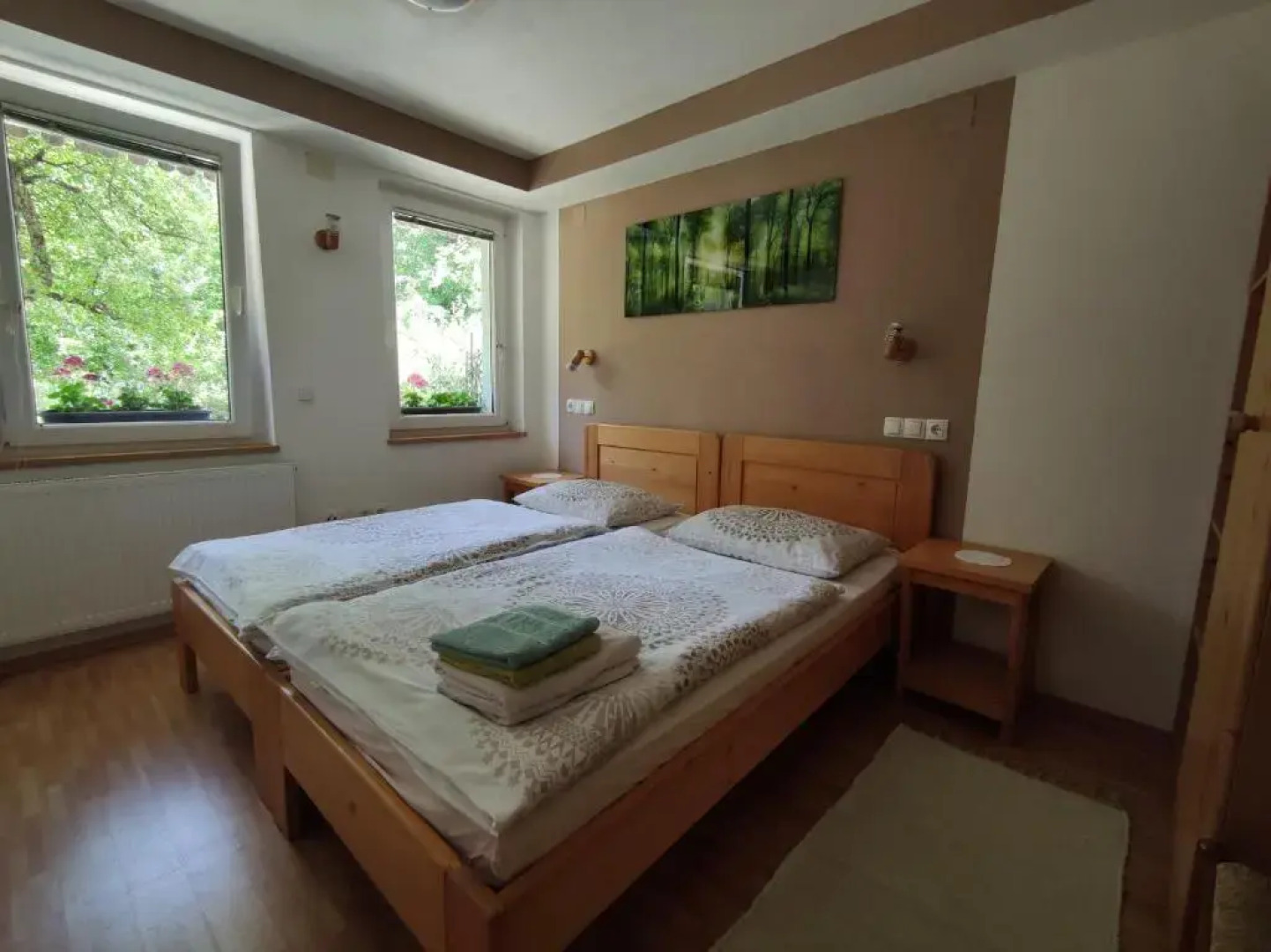 Apartments & Rooms Sebanc by Lake