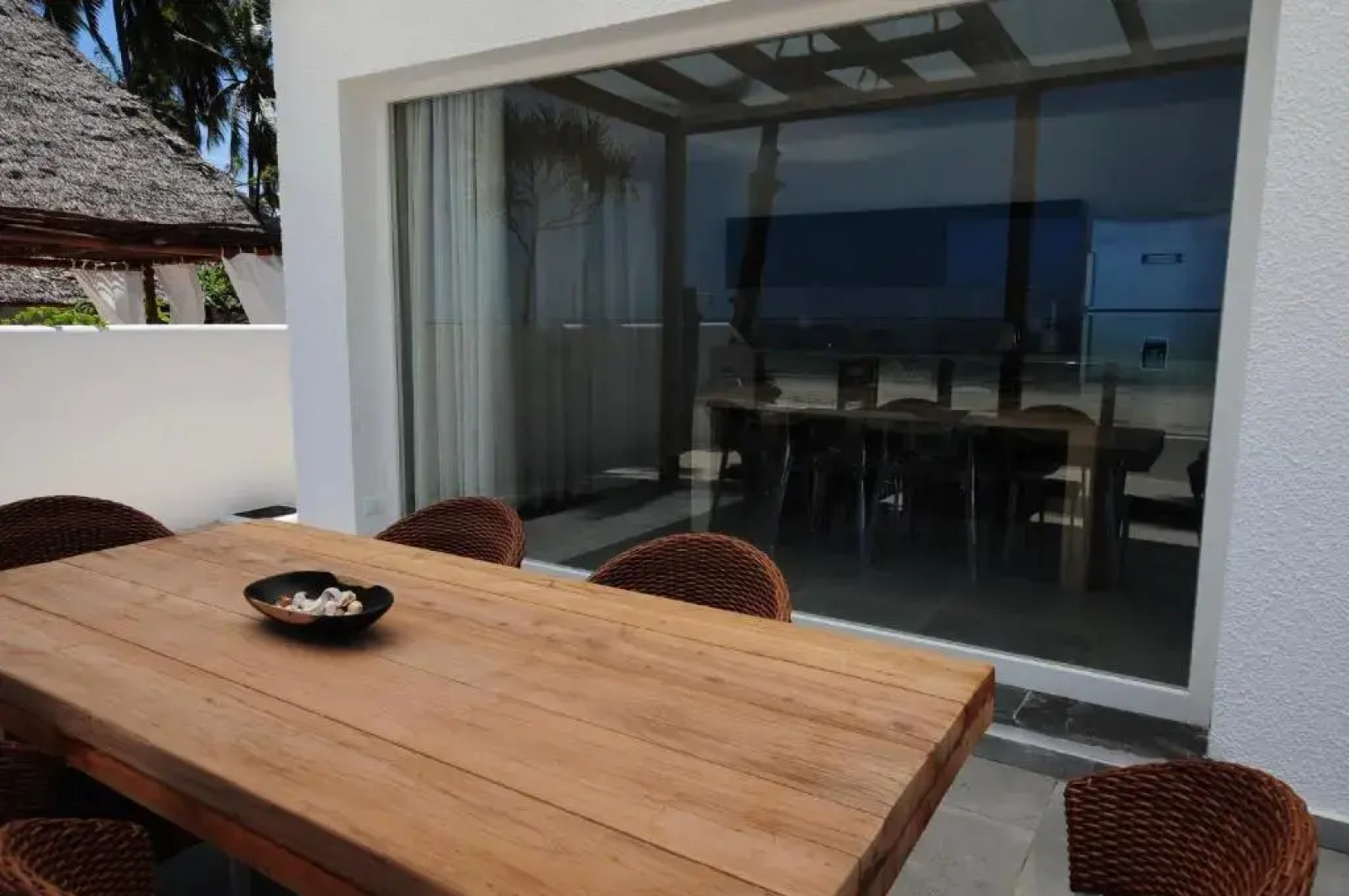 Amani Home - Moja Private Beach Suite