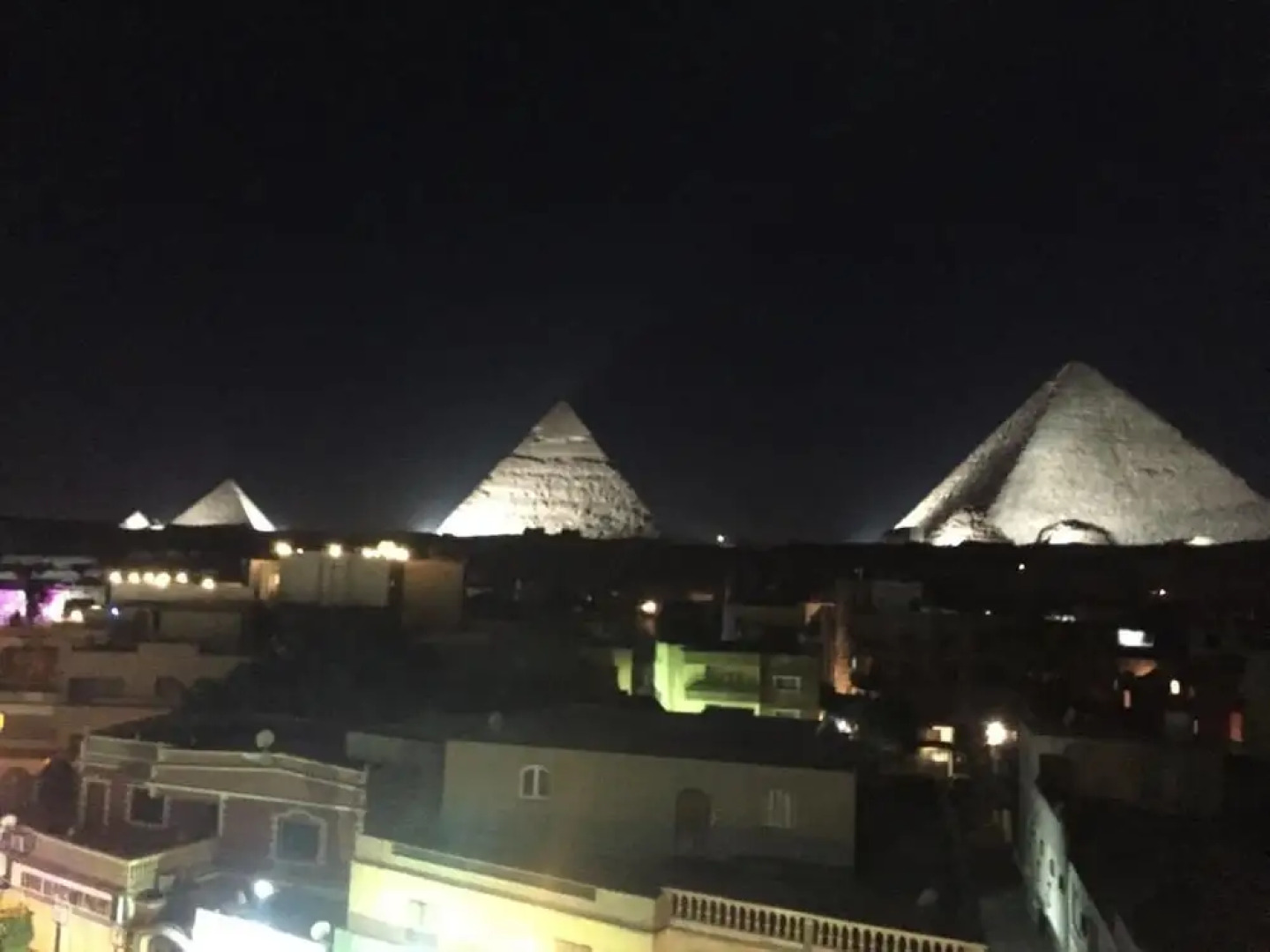 The Pyramids Inn Cheops